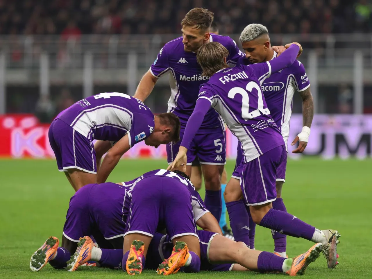 Fiorentina 210 kundan so'ng A Seriyada g'alaba qozondi